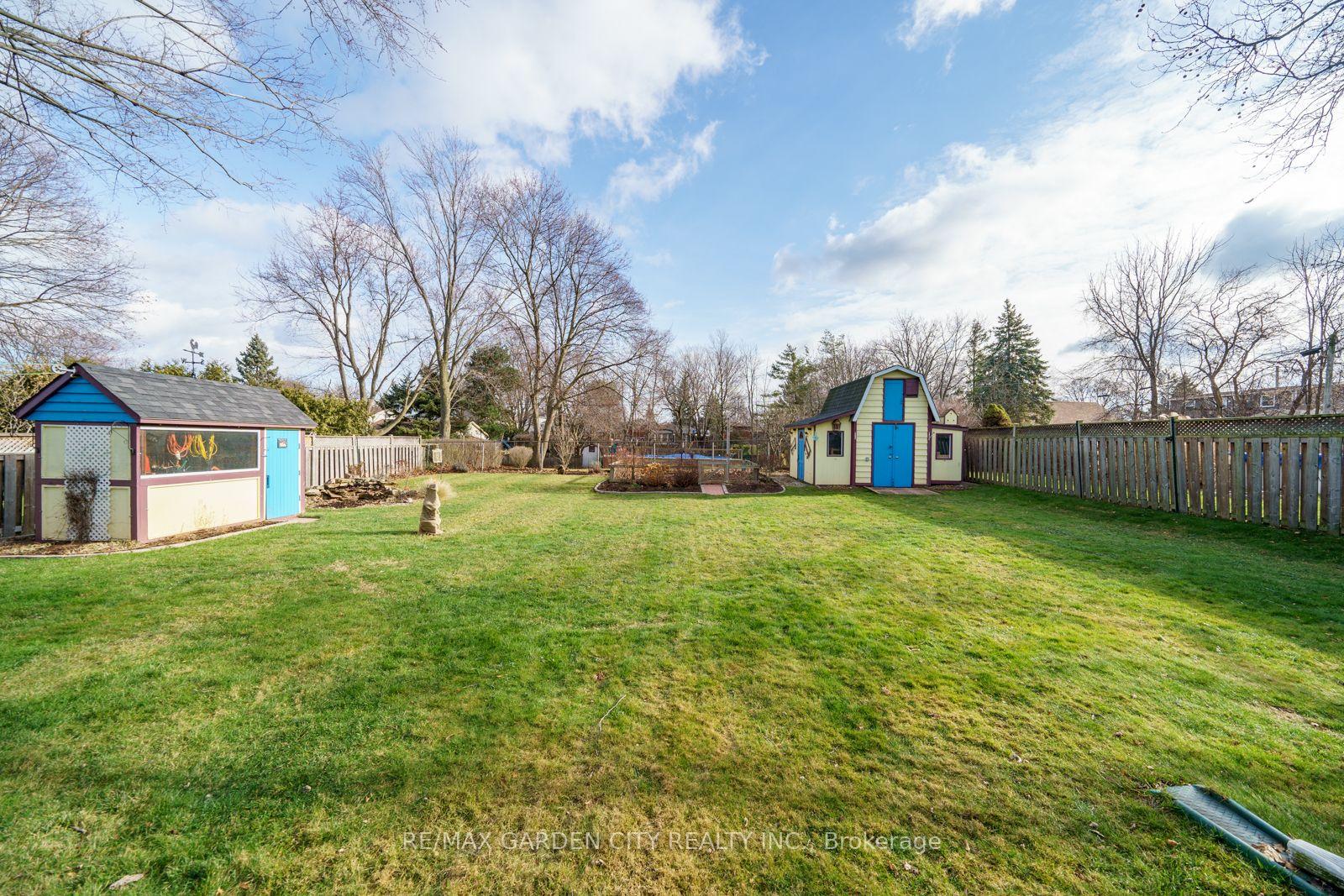 Photo 31 of 4 Bendamere Drive, Grimsby, Grimsby Beach — HOMEH