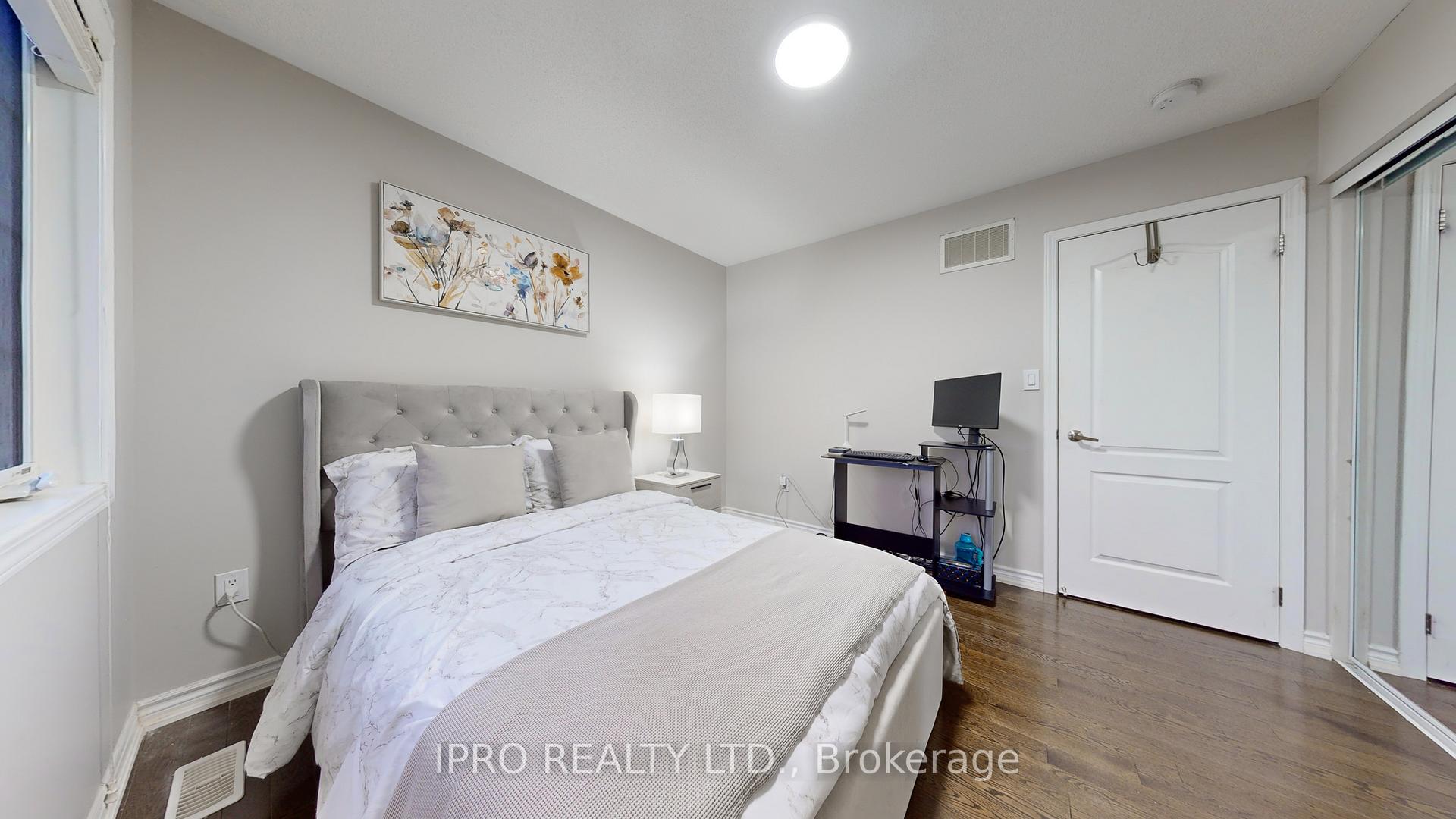 Photo 22 of 338 Trudeau Drive, Milton, Clarke — HOMEH