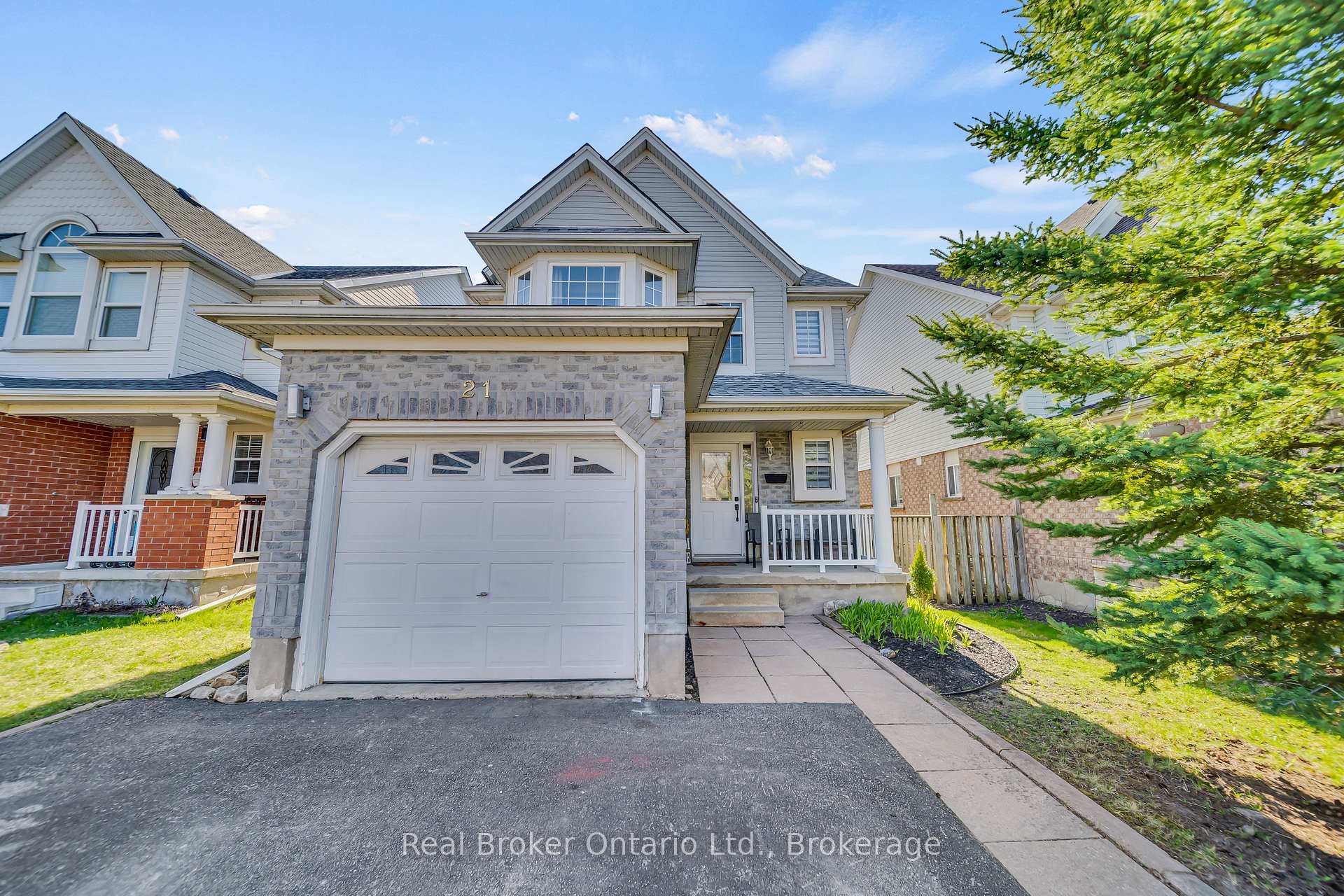Photo 2 of 21 Mackay Street, Guelph, Grange Road — HOMEH