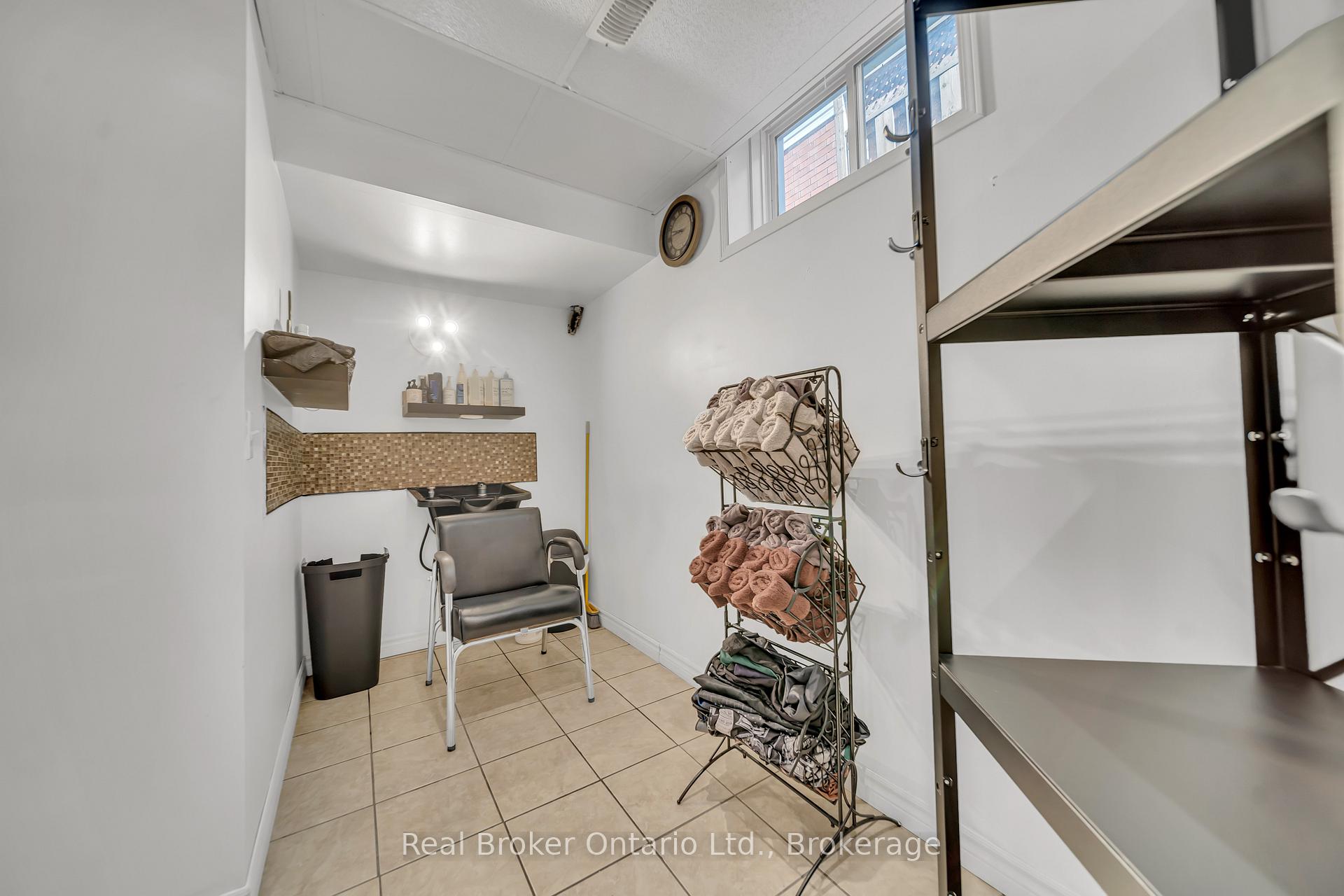 Photo 35 of 21 Mackay Street, Guelph, Grange Road — HOMEH