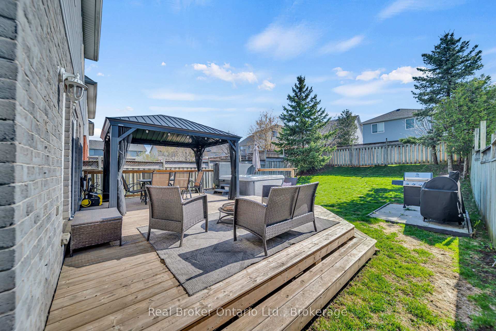 Photo 38 of 21 Mackay Street, Guelph, Grange Road — HOMEH