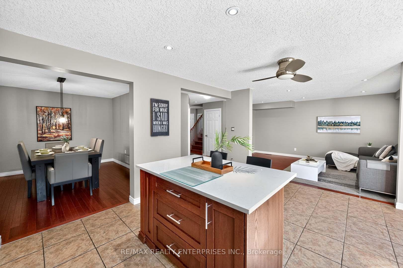 Photo 13 of 1366 Upper Paradise Road, Hamilton, Carpenter — HOMEH