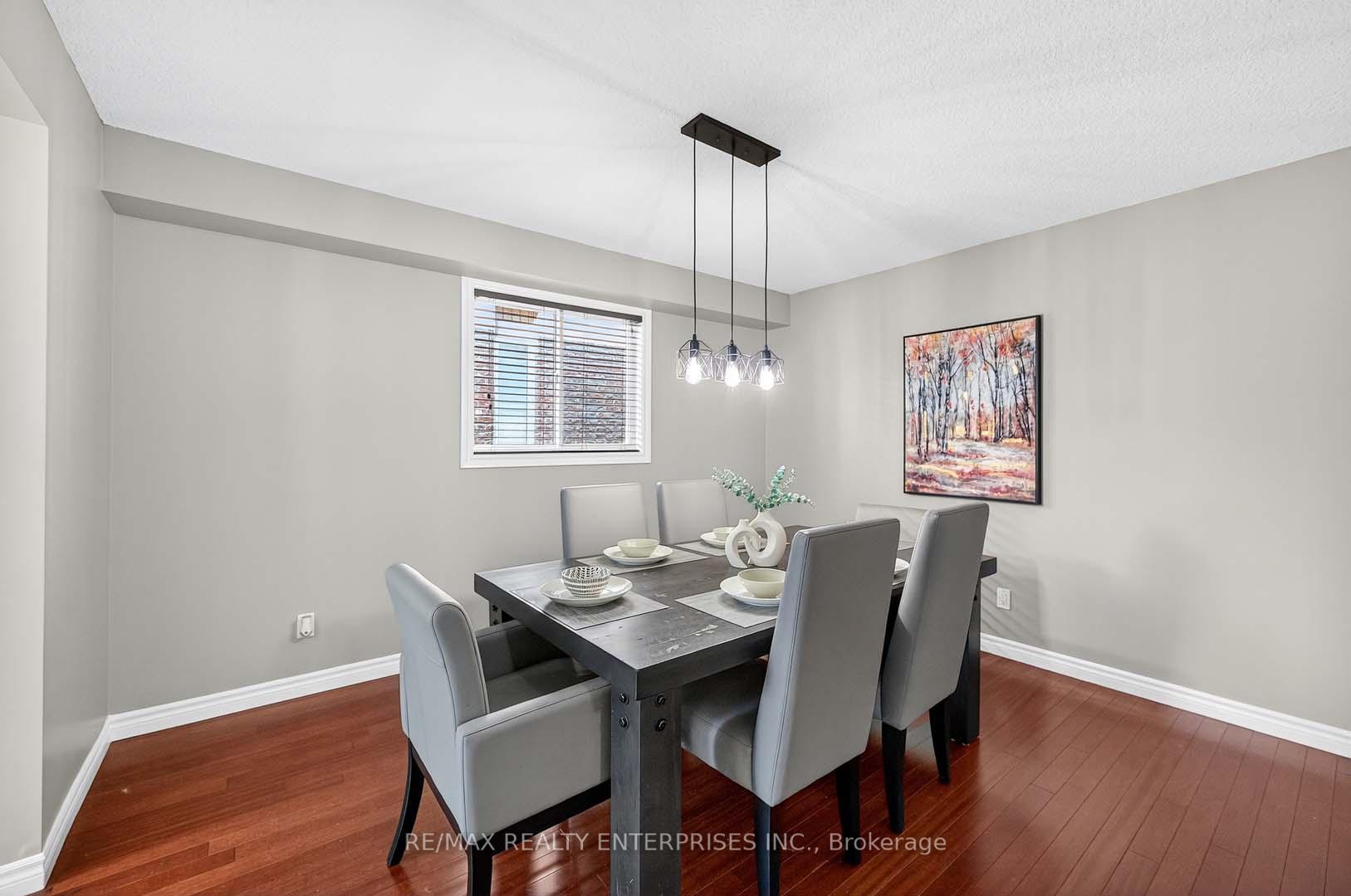 Photo 14 of 1366 Upper Paradise Road, Hamilton, Carpenter — HOMEH