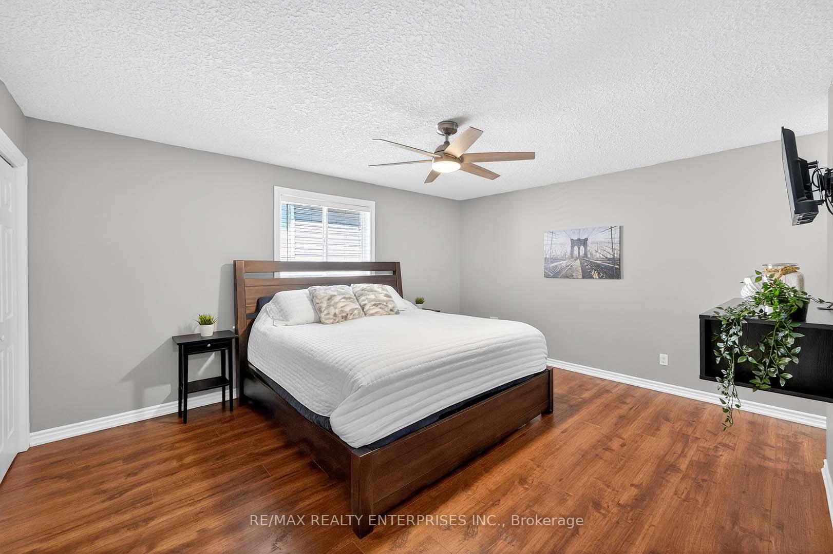 Photo 20 of 1366 Upper Paradise Road, Hamilton, Carpenter — HOMEH