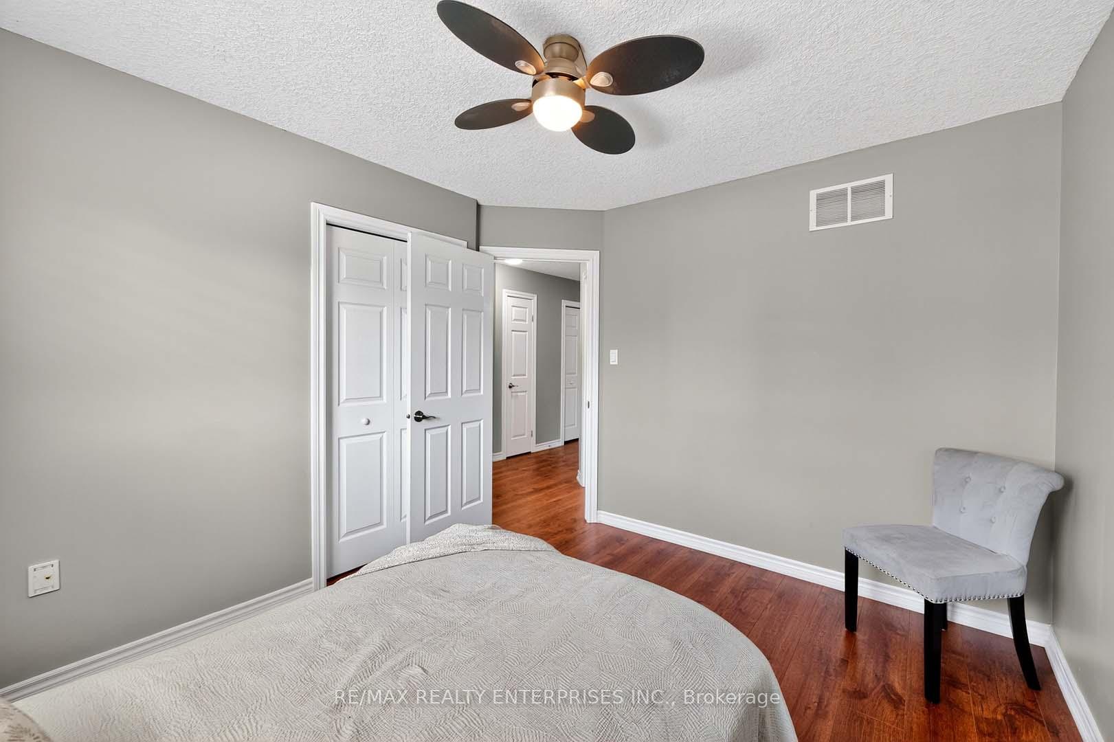 Photo 26 of 1366 Upper Paradise Road, Hamilton, Carpenter — HOMEH