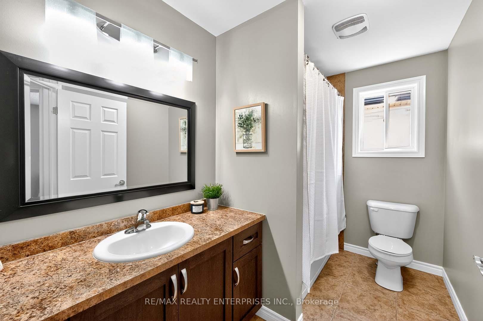 Photo 27 of 1366 Upper Paradise Road, Hamilton, Carpenter — HOMEH
