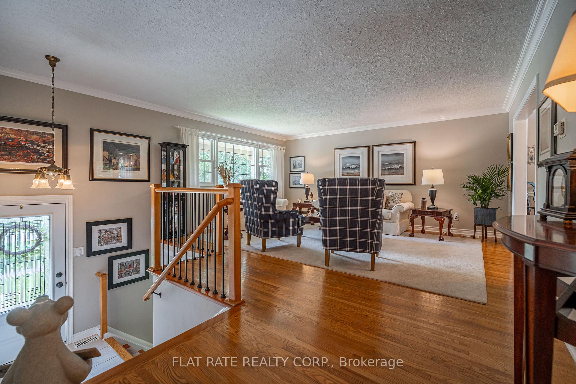 Photo 7 of 314 Cottonwood Drive, Peterborough, Monaghan Ward 2 — HOMEH