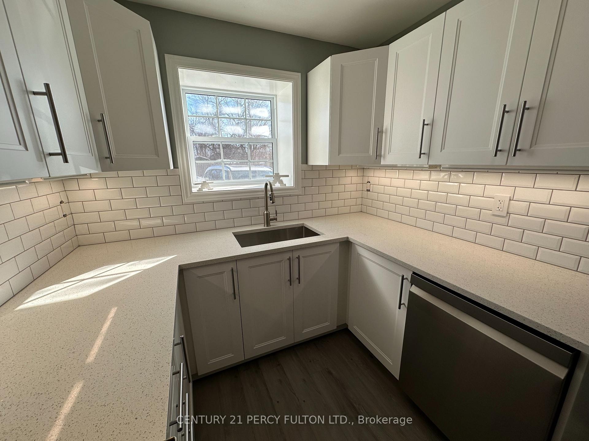 Photo 6 of Unit 3, 73 Dundas Street E, Belleville, Belleville Ward — HOMEH