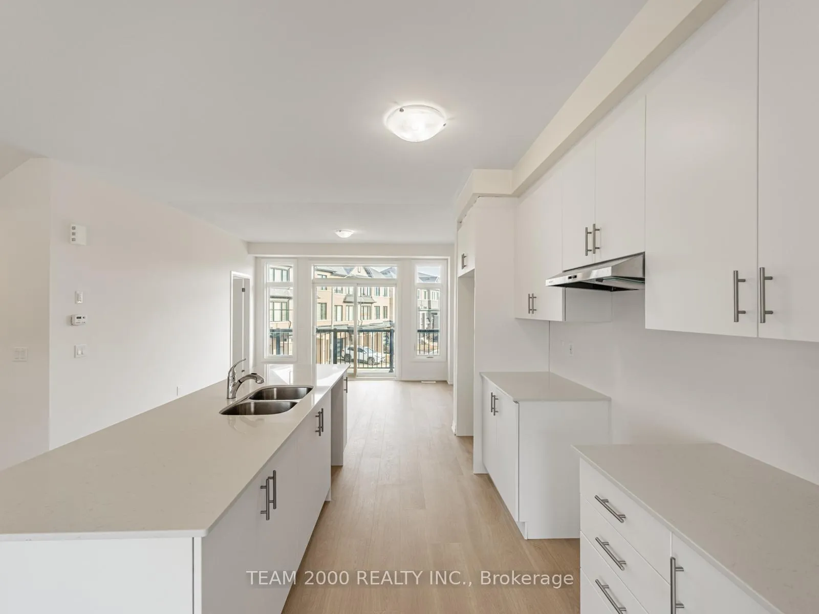 Photo 10 of 494 Provident Way, Hamilton, Mount Hope — HOMEH