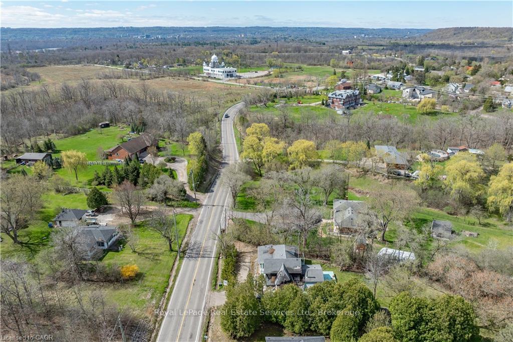 Photo 3 of 701 York Road, Hamilton, Pleasant View — HOMEH