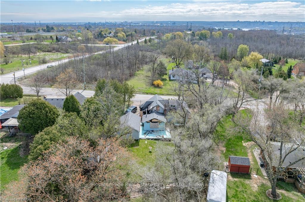 Photo 8 of 701 York Road, Hamilton, Pleasant View — HOMEH