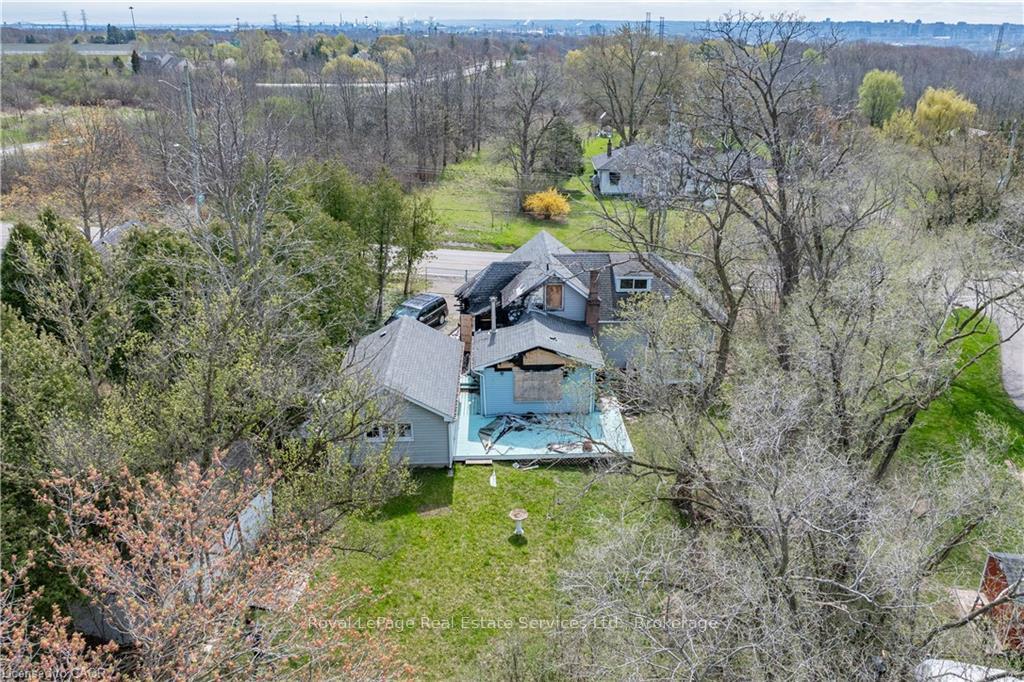 Photo 9 of 701 York Road, Hamilton, Pleasant View — HOMEH