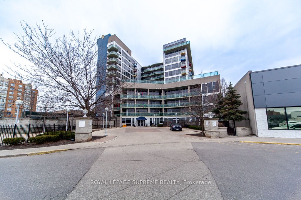 Front of Unit 202, 1600 Keele Street