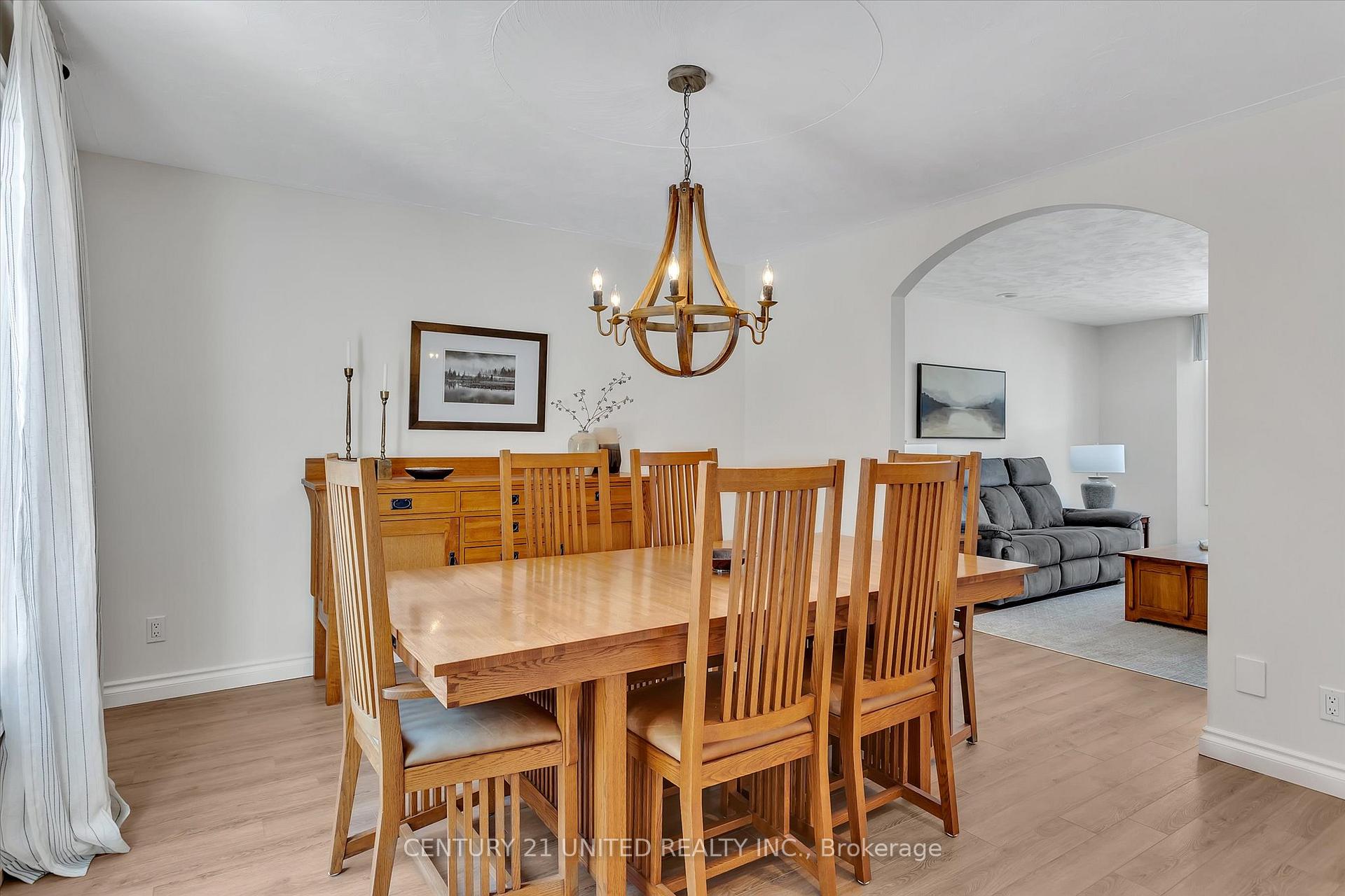Photo 13 of 1520 Scollard Crescent, Peterborough, Ashburnham Ward 4 — HOMEH