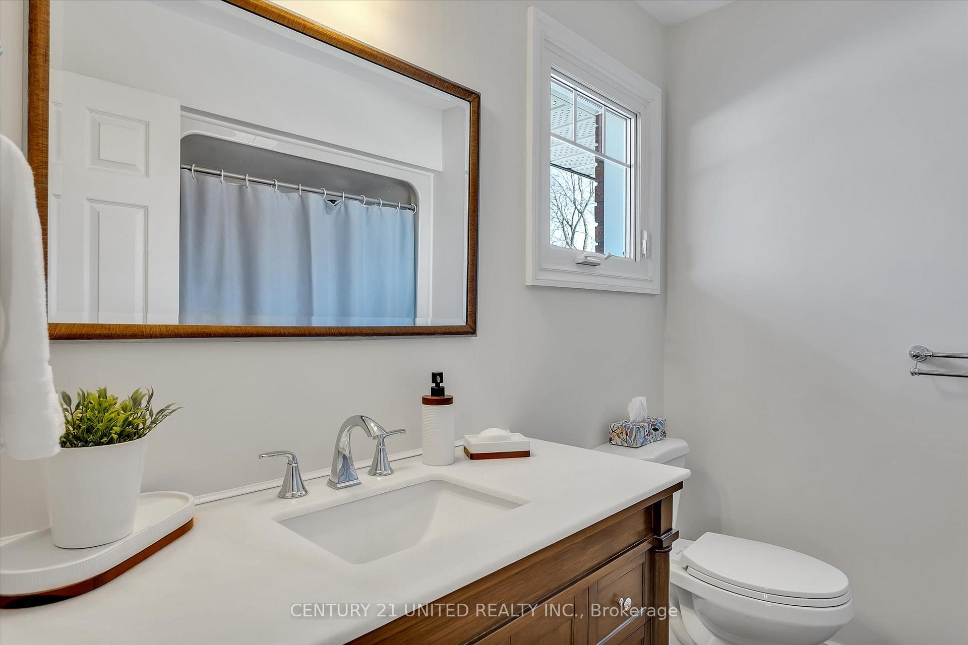 Photo 32 of 1520 Scollard Crescent, Peterborough, Ashburnham Ward 4 — HOMEH