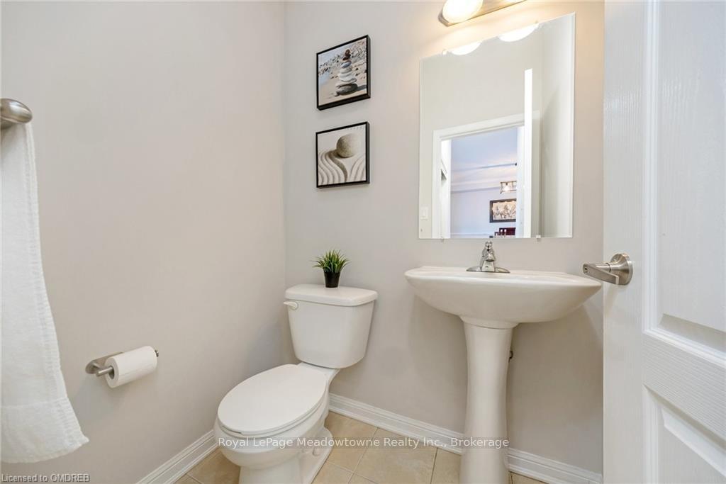 Photo 23 of 346 Chuchmach Close, Milton, Willmott — HOMEH
