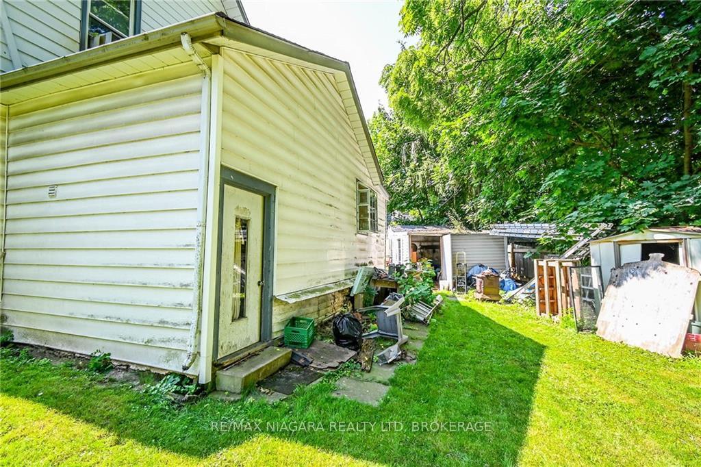 Photo 9 of 32 Oak Street, Grimsby, Grimsby East — HOMEH