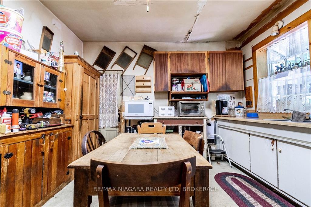 Photo 16 of 32 Oak Street, Grimsby, Grimsby East — HOMEH