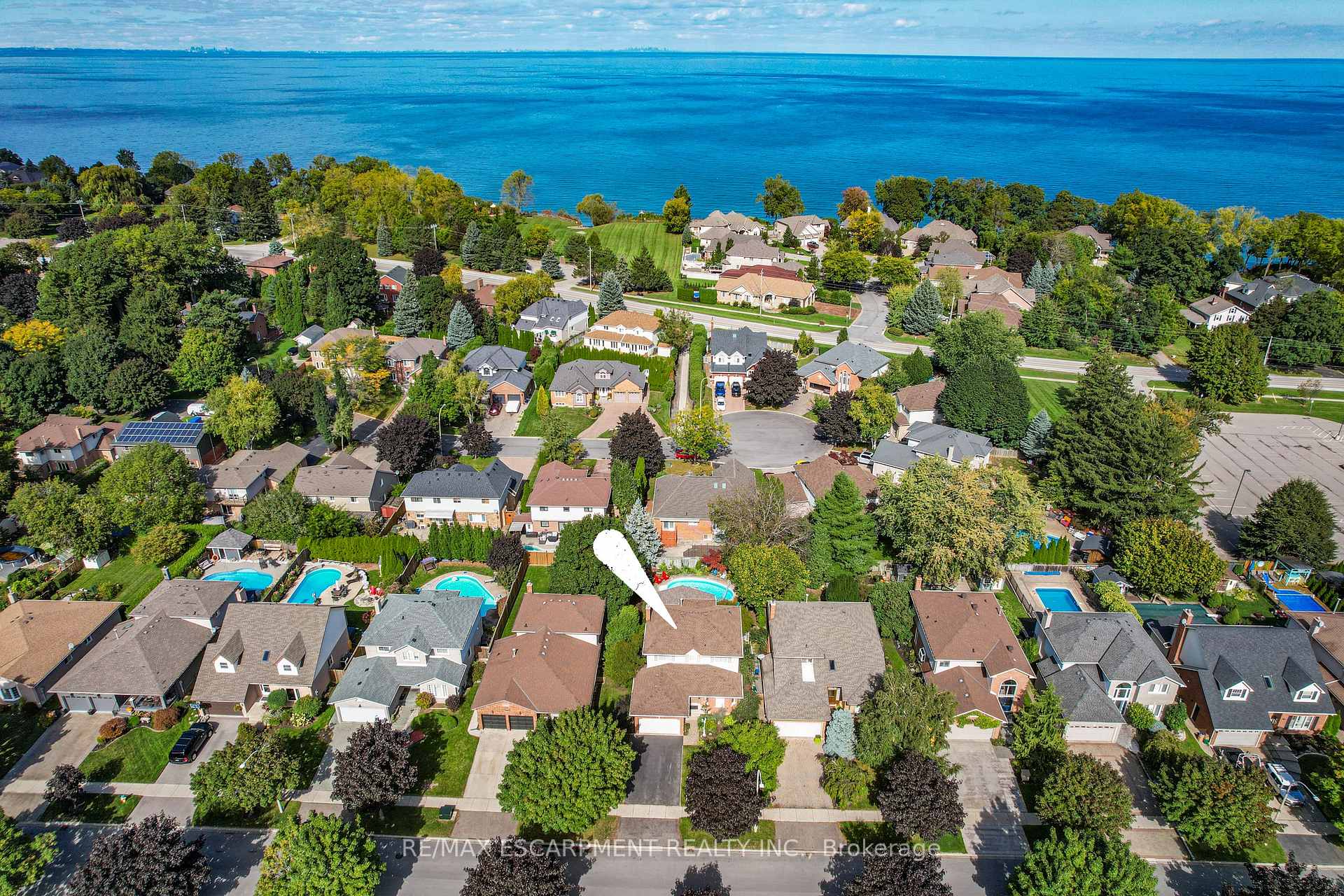 Photo 34 of 15 Sumner Crescent, Grimsby, Grimsby Beach — HOMEH