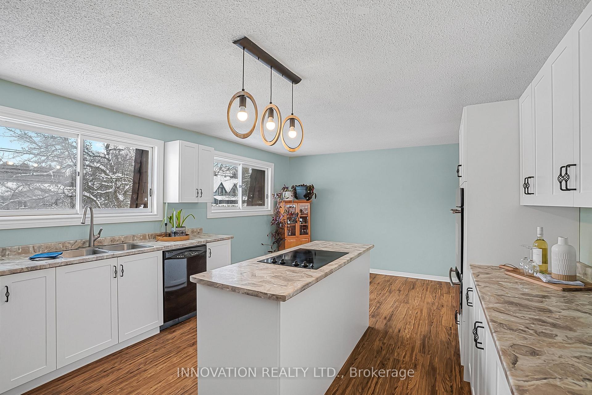 Photo 3 of 5662 Ferdinand Street, Ottawa, Osgoode — HOMEH