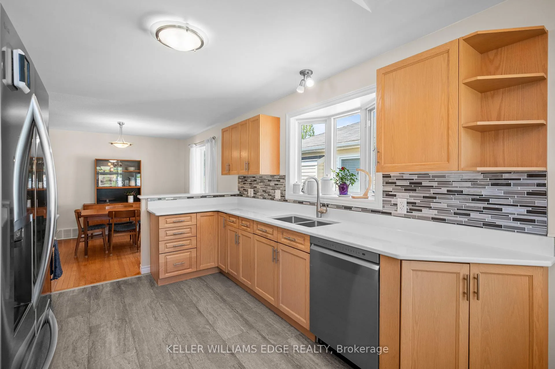 Photo 15 of 193 Glenariff Drive, Hamilton, Rural Flamborough — HOMEH