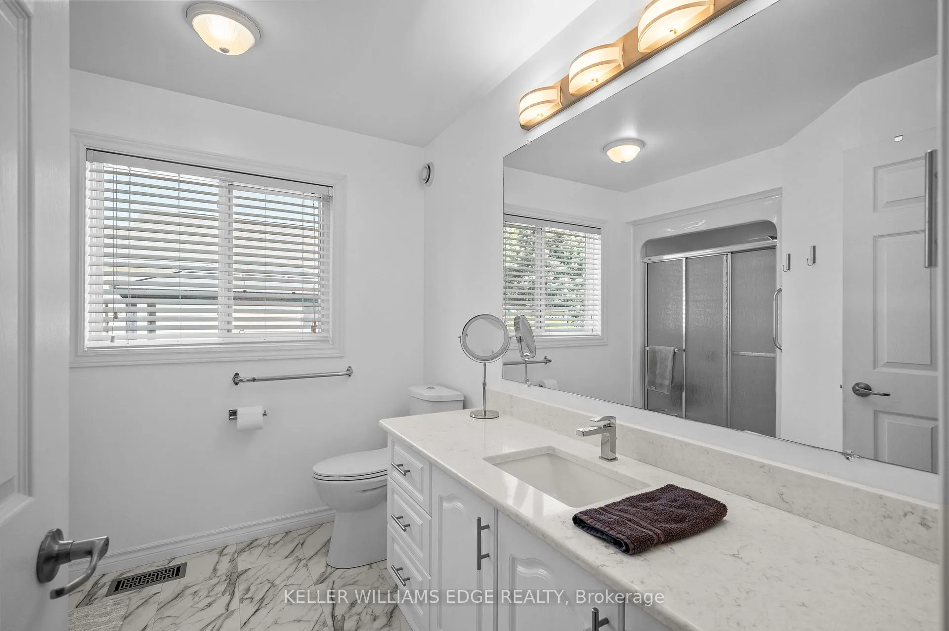 Photo 27 of 193 Glenariff Drive, Hamilton, Rural Flamborough — HOMEH