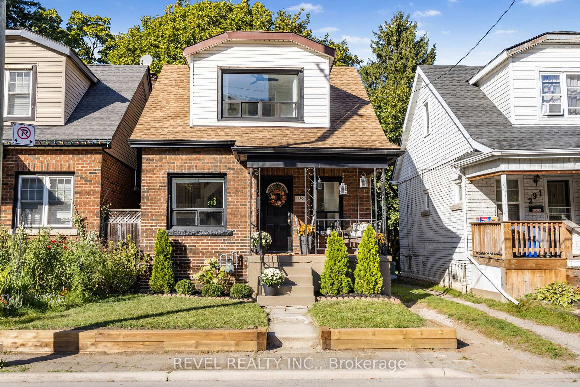 Photo 1 of 289 Cumberland Avenue, Hamilton, Blakeley — HOMEH