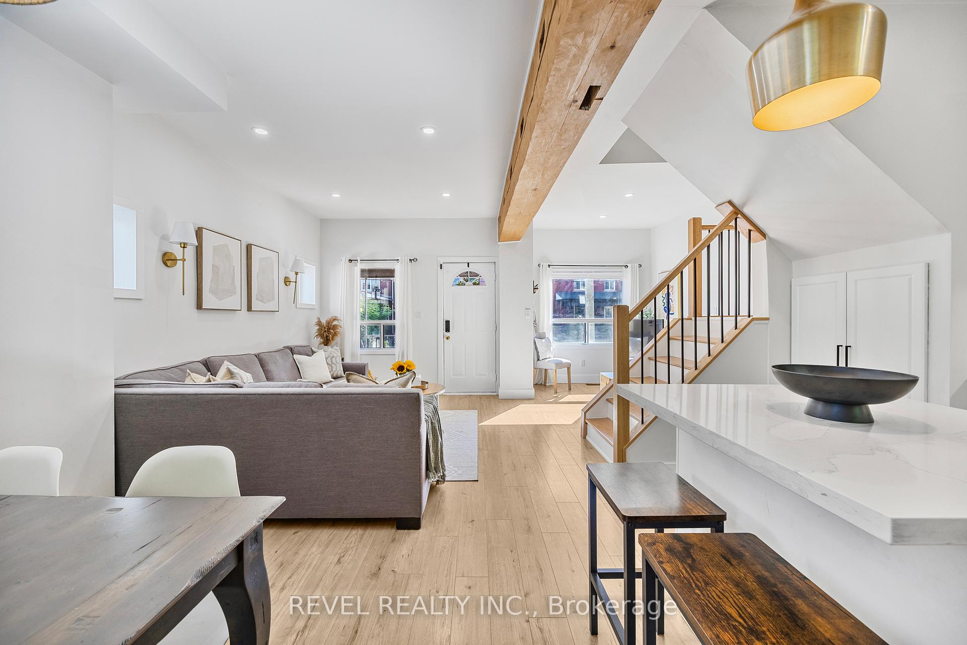 Photo 9 of 289 Cumberland Avenue, Hamilton, Blakeley — HOMEH