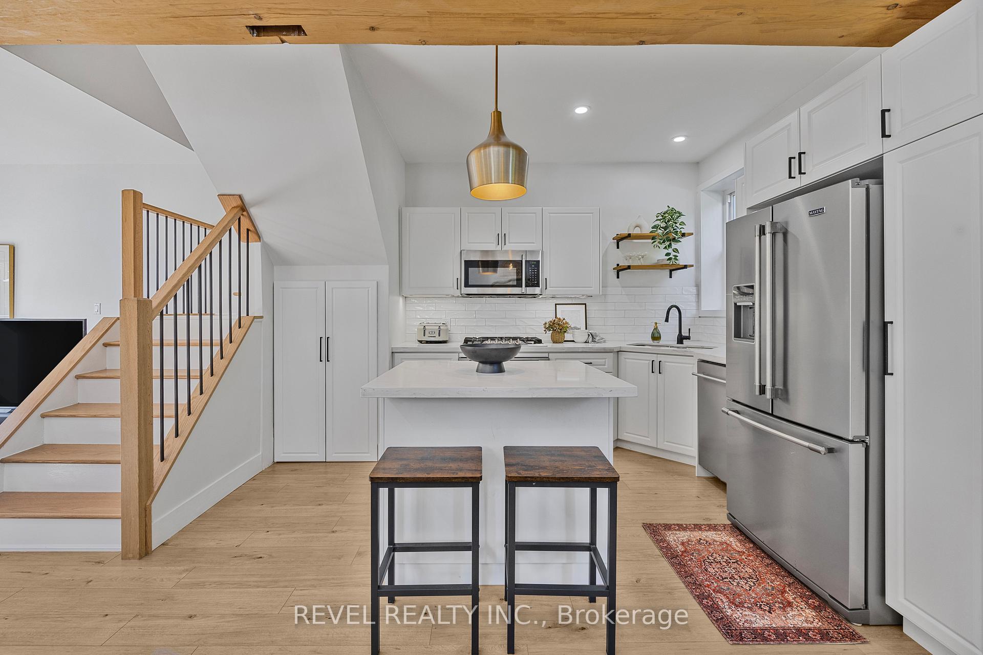 Photo 14 of 289 Cumberland Avenue, Hamilton, Blakeley — HOMEH