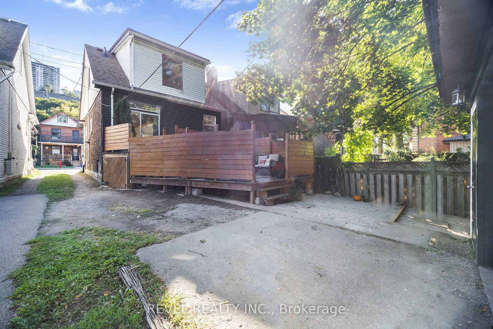 Photo 38 of 289 Cumberland Avenue, Hamilton, Blakeley — HOMEH