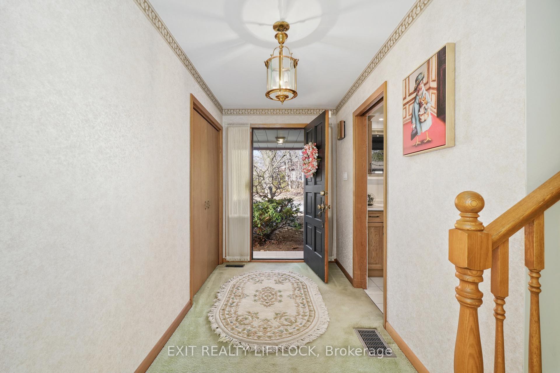 Photo 5 of 1310 Keewatin Boulevard, Peterborough, Northcrest Ward 5 — HOMEH