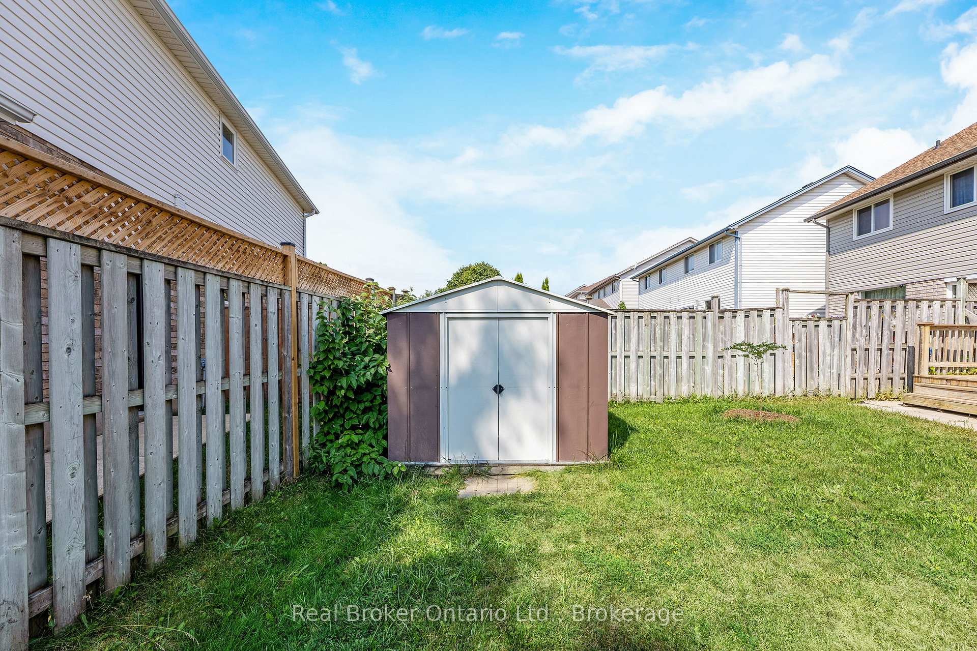 Photo 30 of 122 Silurian Drive, Guelph, Grange Road — HOMEH
