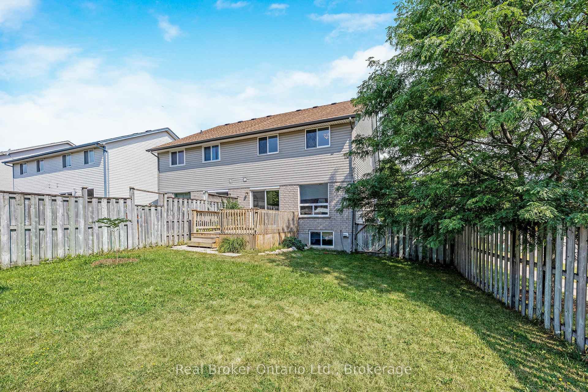 Photo 31 of 122 Silurian Drive, Guelph, Grange Road — HOMEH