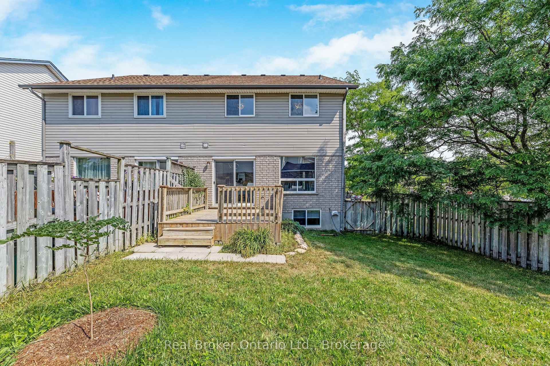 Photo 32 of 122 Silurian Drive, Guelph, Grange Road — HOMEH