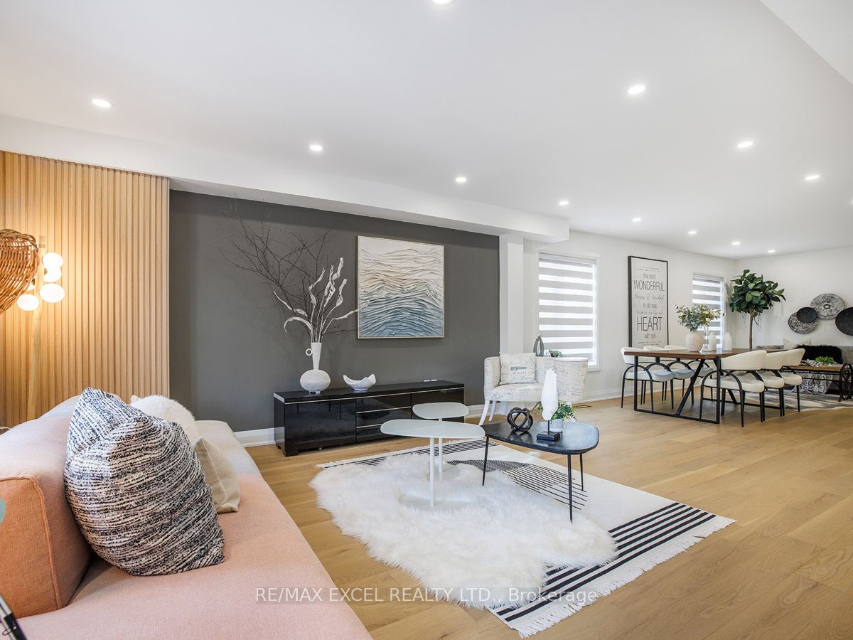 Photo 42 of 49 Stanley Lane, Markham, Middlefield — HOMEH