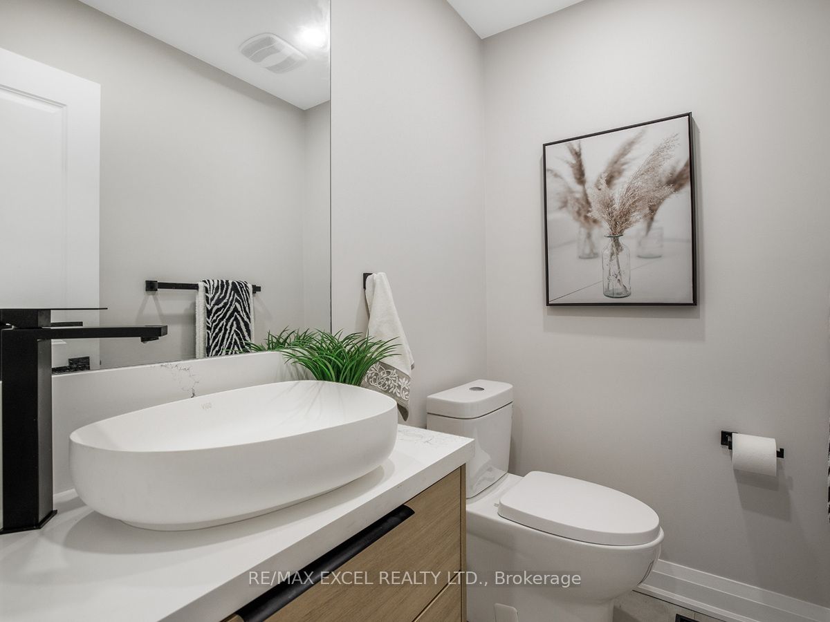 Photo 65 of 49 Stanley Lane, Markham, Middlefield — HOMEH