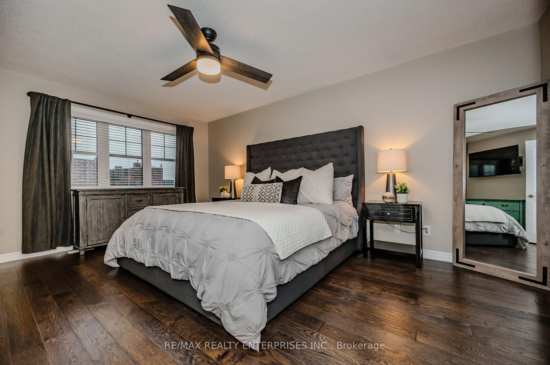 Photo 18 of 122 Hanson Crescent, Milton, Scott — HOMEH