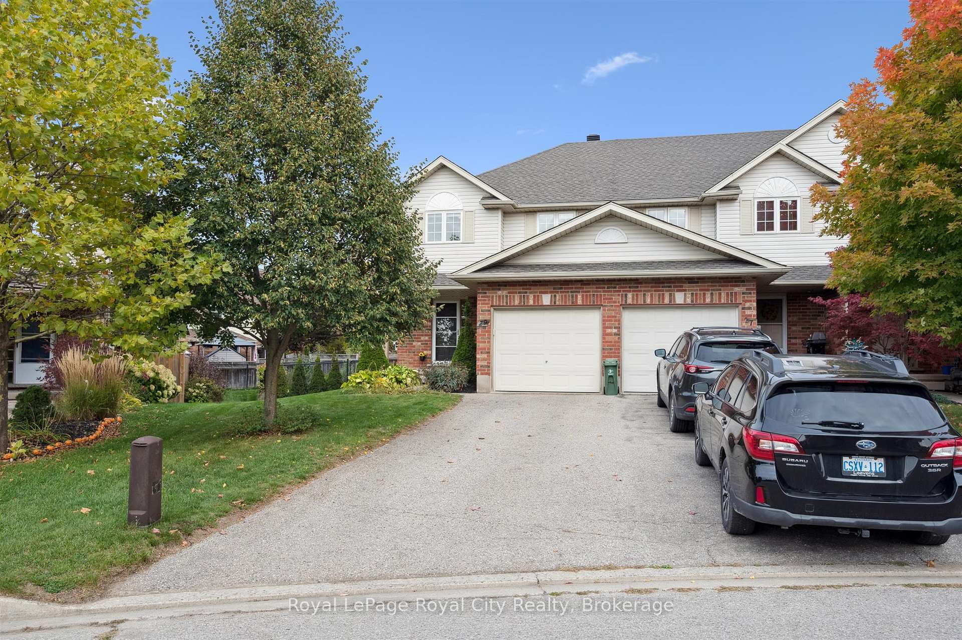 Photo 2 of 29 Ralston Drive, Guelph, Grange Road — HOMEH