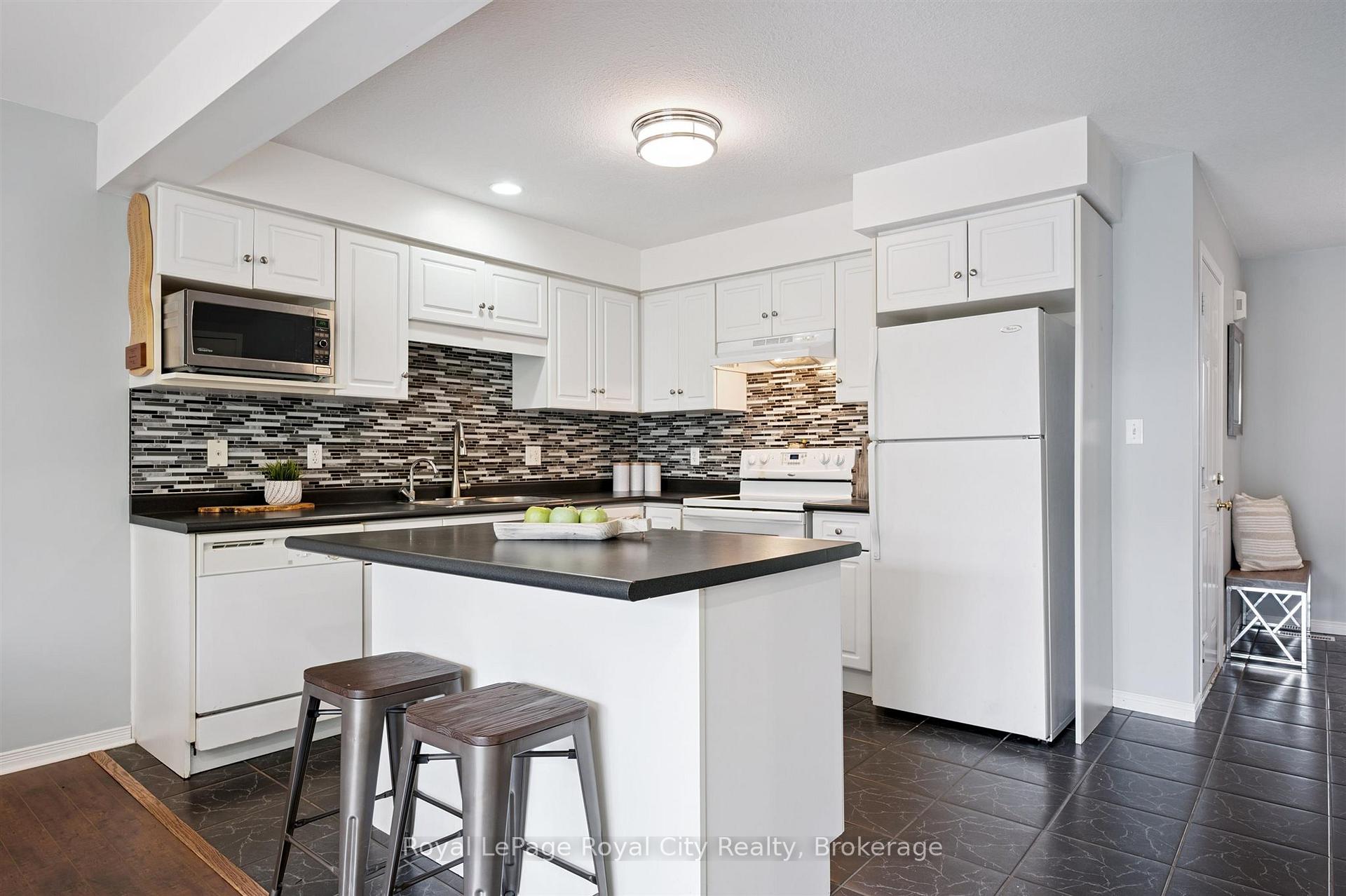 Photo 14 of 29 Ralston Drive, Guelph, Grange Road — HOMEH