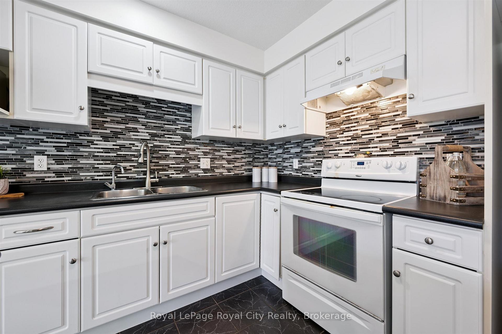 Photo 15 of 29 Ralston Drive, Guelph, Grange Road — HOMEH