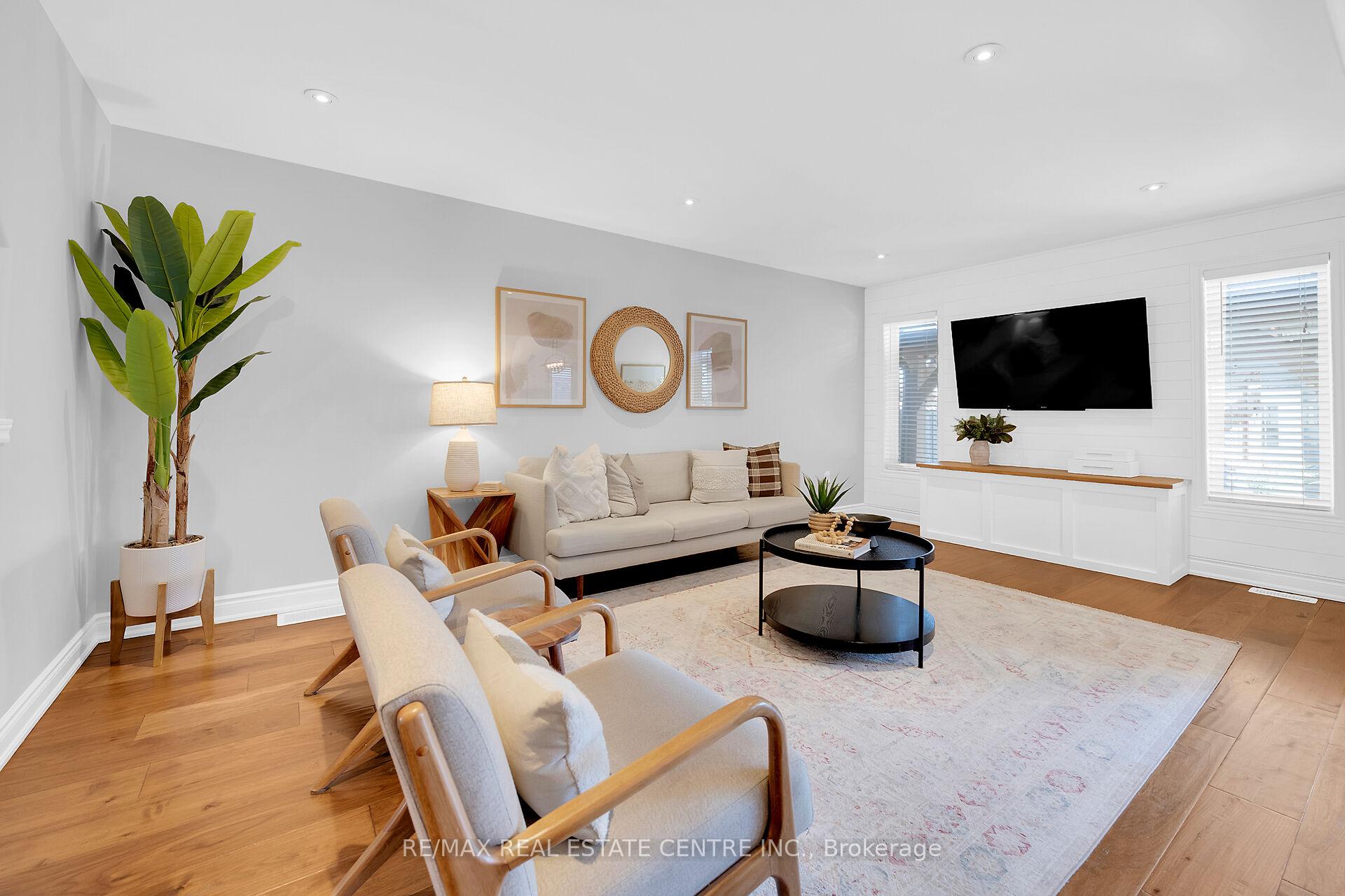 Photo 11 of 53 Diana Avenue, Grimsby, Grimsby Beach — HOMEH
