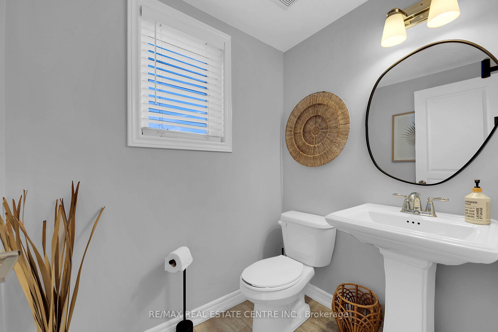 Photo 15 of 53 Diana Avenue, Grimsby, Grimsby Beach — HOMEH