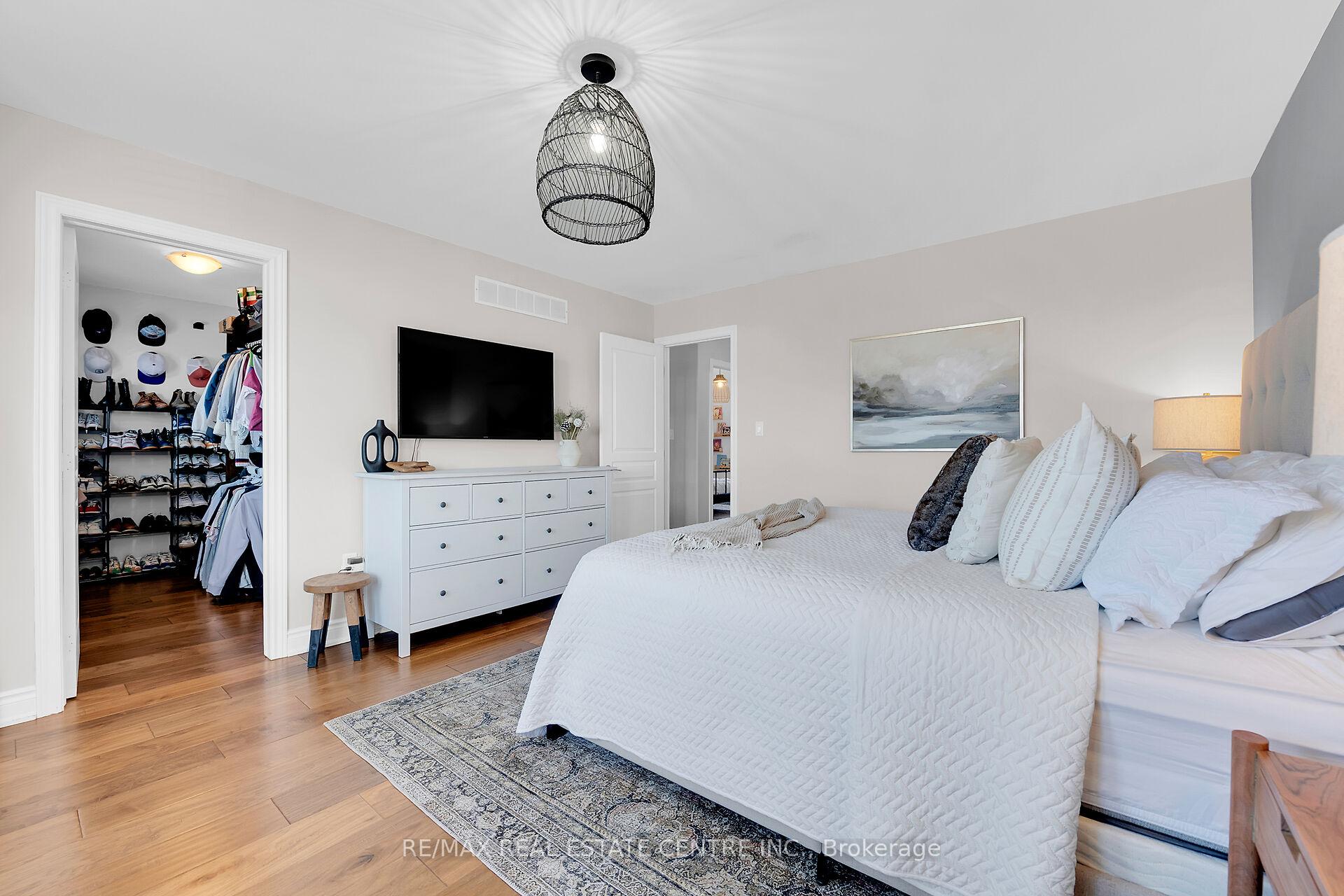 Photo 19 of 53 Diana Avenue, Grimsby, Grimsby Beach — HOMEH