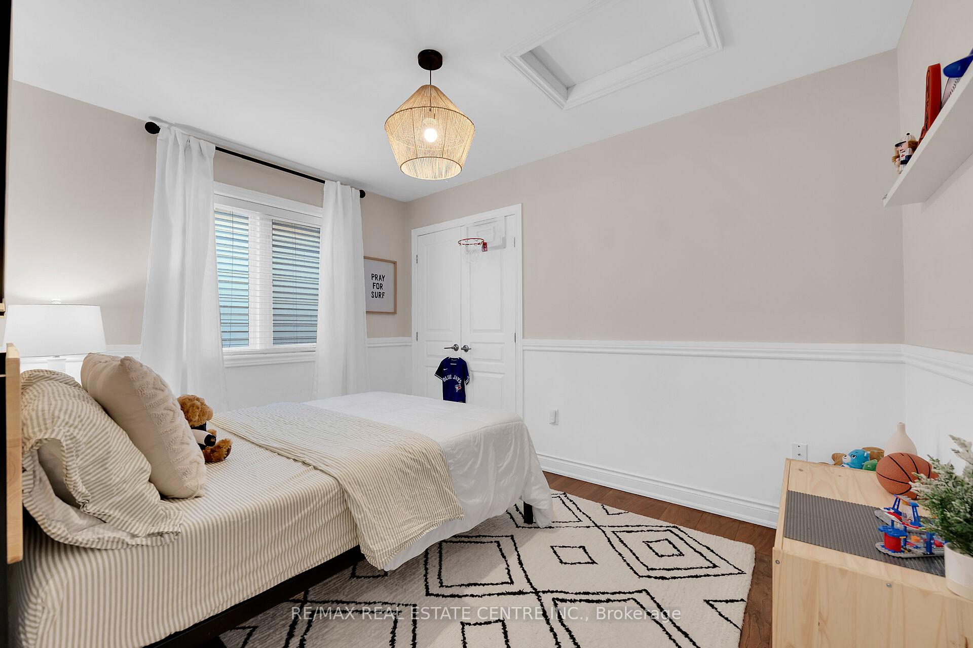 Photo 25 of 53 Diana Avenue, Grimsby, Grimsby Beach — HOMEH