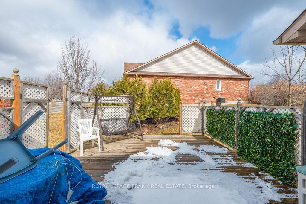 Photo 7 of 1372 Hancox Court, Peterborough, Monaghan Ward 2 — HOMEH