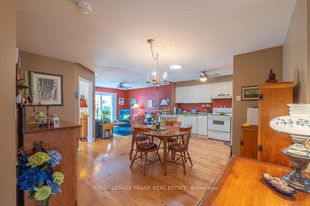 Photo 10 of 1372 Hancox Court, Peterborough, Monaghan Ward 2 — HOMEH