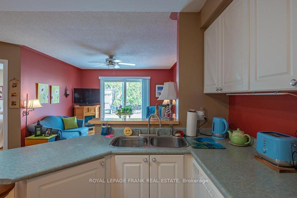 Photo 15 of 1372 Hancox Court, Peterborough, Monaghan Ward 2 — HOMEH