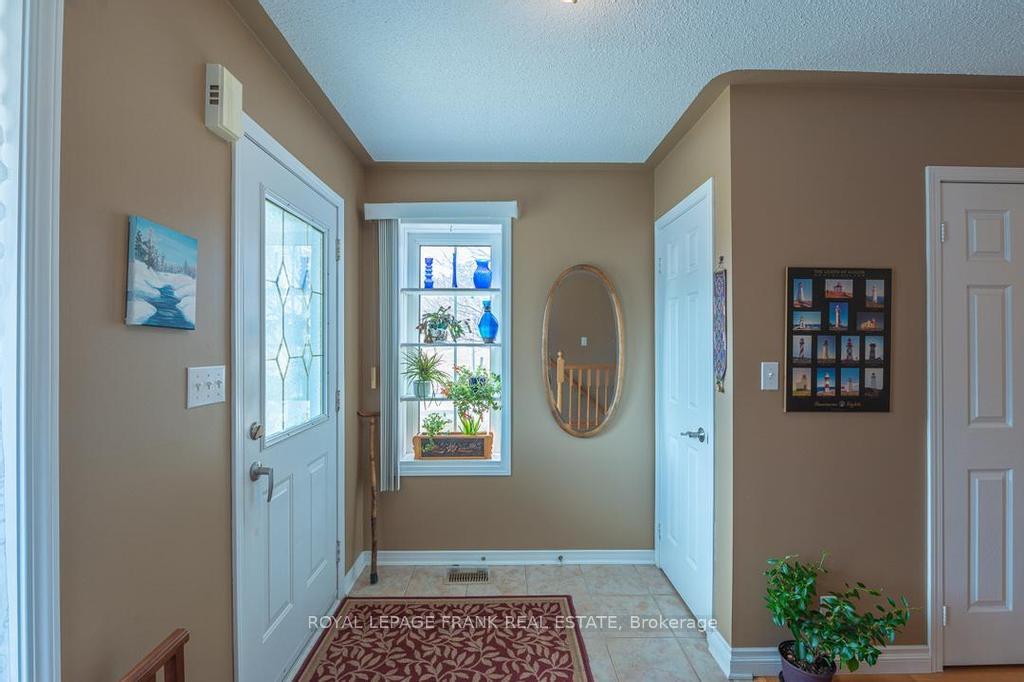 Photo 21 of 1372 Hancox Court, Peterborough, Monaghan Ward 2 — HOMEH