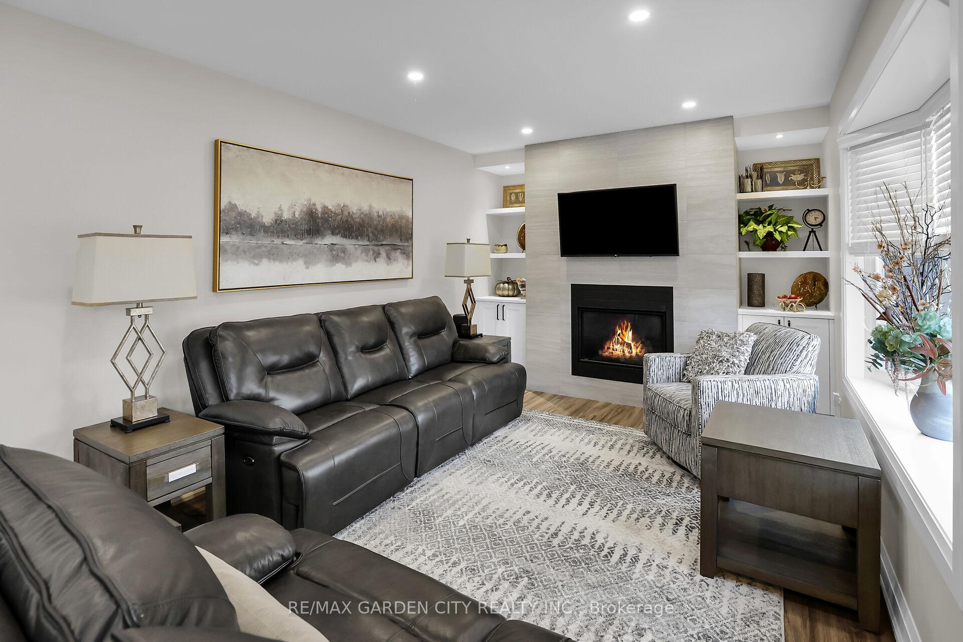 Photo 11 of 23 Rembrandt Drive, Grimsby, Grimsby Beach — HOMEH