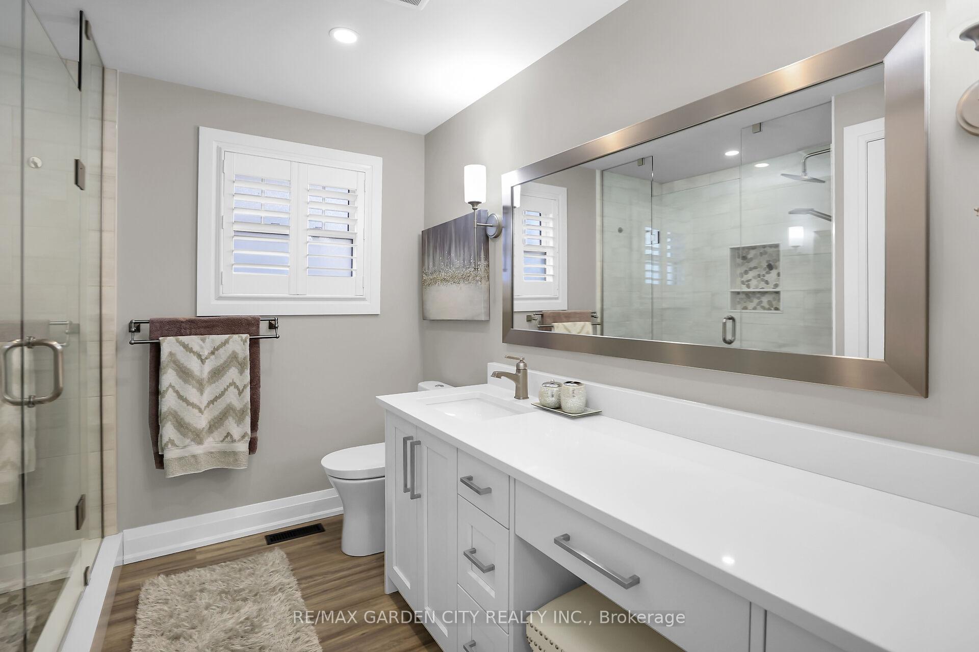 Photo 19 of 23 Rembrandt Drive, Grimsby, Grimsby Beach — HOMEH